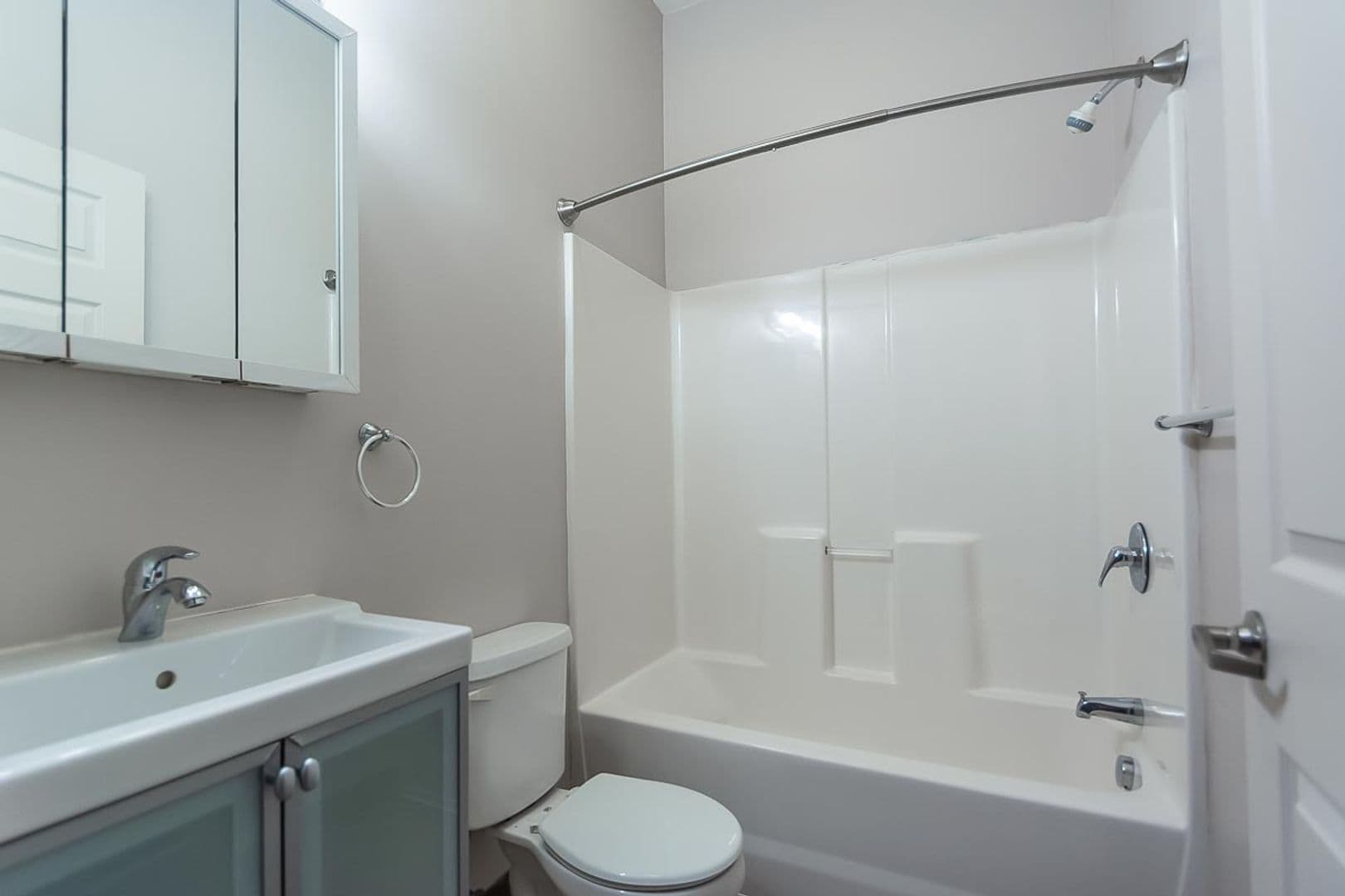 Bloomington Apartment: 601 N. College Ave.