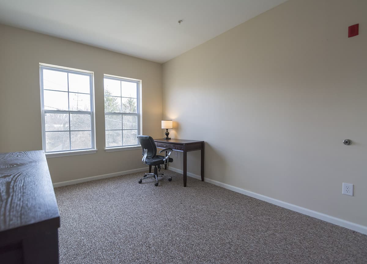 Bloomington Apartment: 2539  Eastgate Lane