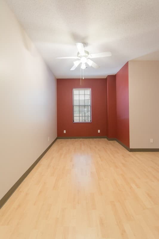 Bloomington Apartment: 601 N. College Ave.