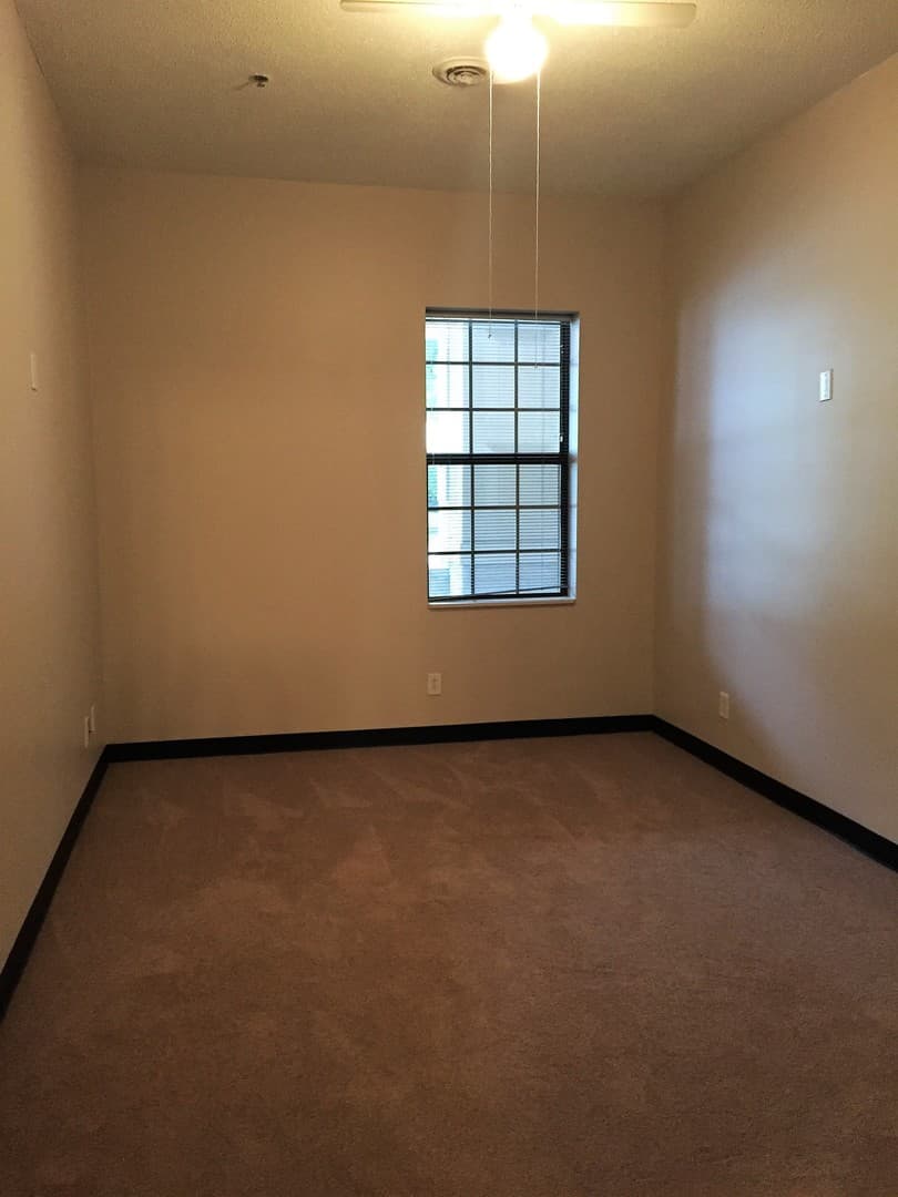 Bloomington Apartment: 601 N. College Ave.