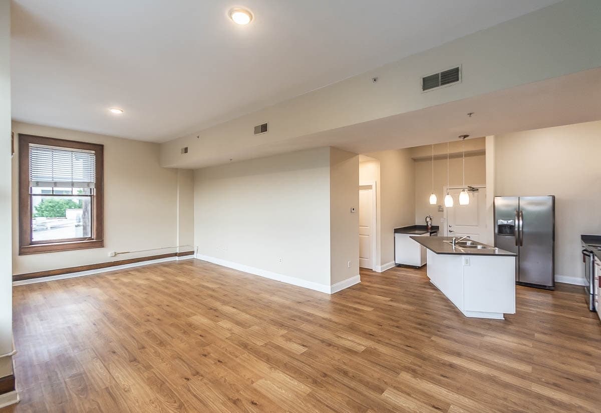 Bloomington Apartment: 106 E. Kirkwood Ave.