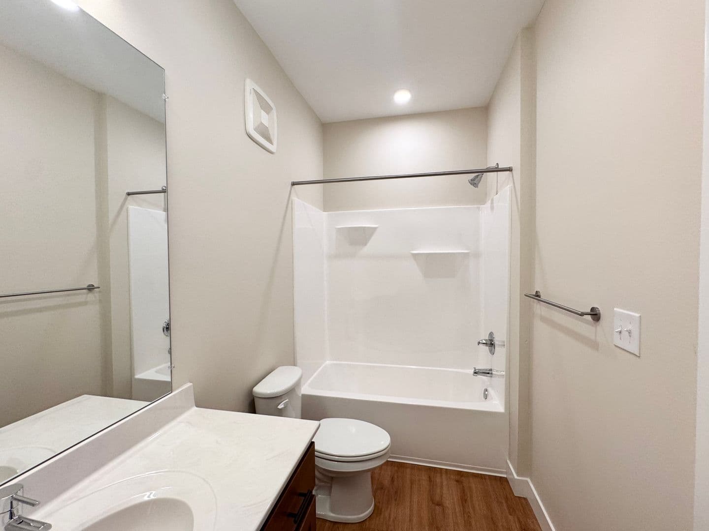 Bloomington Apartment: 527 N Grant Street