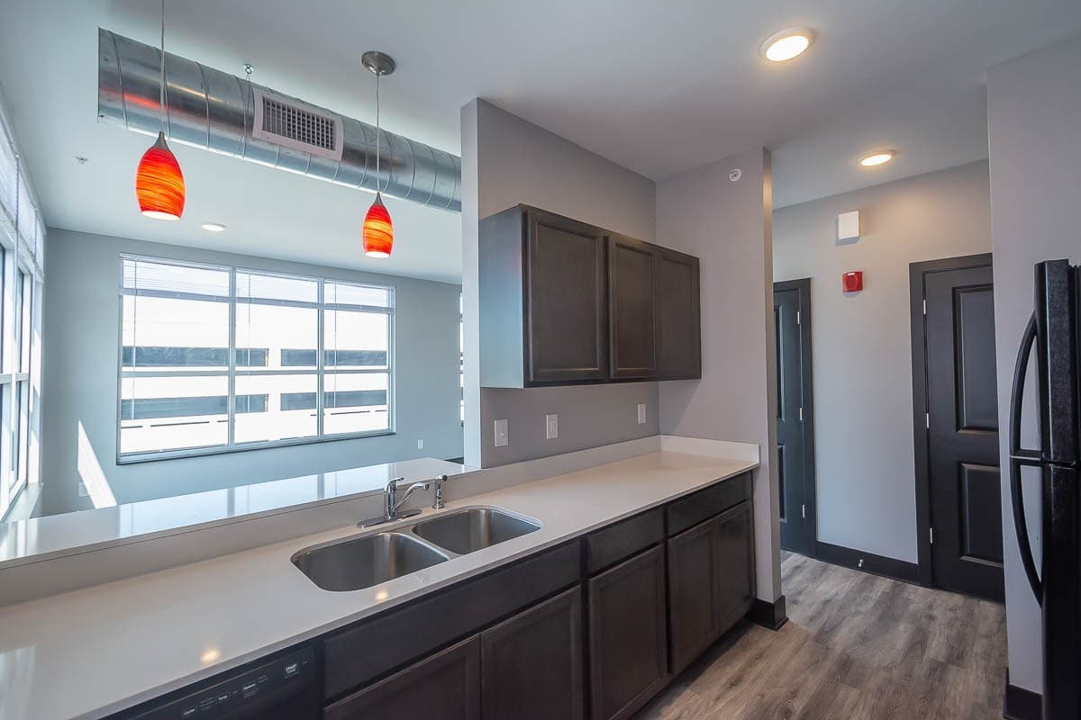 Bloomington Apartment: 215 S. Walnut