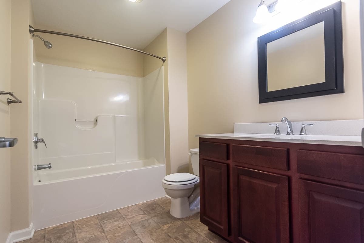Bloomington Apartment: 2549 Eastgate Lane