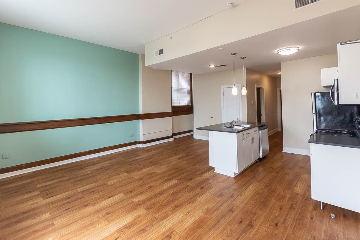 Bloomington Apartment: 106 E. Kirkwood Ave.