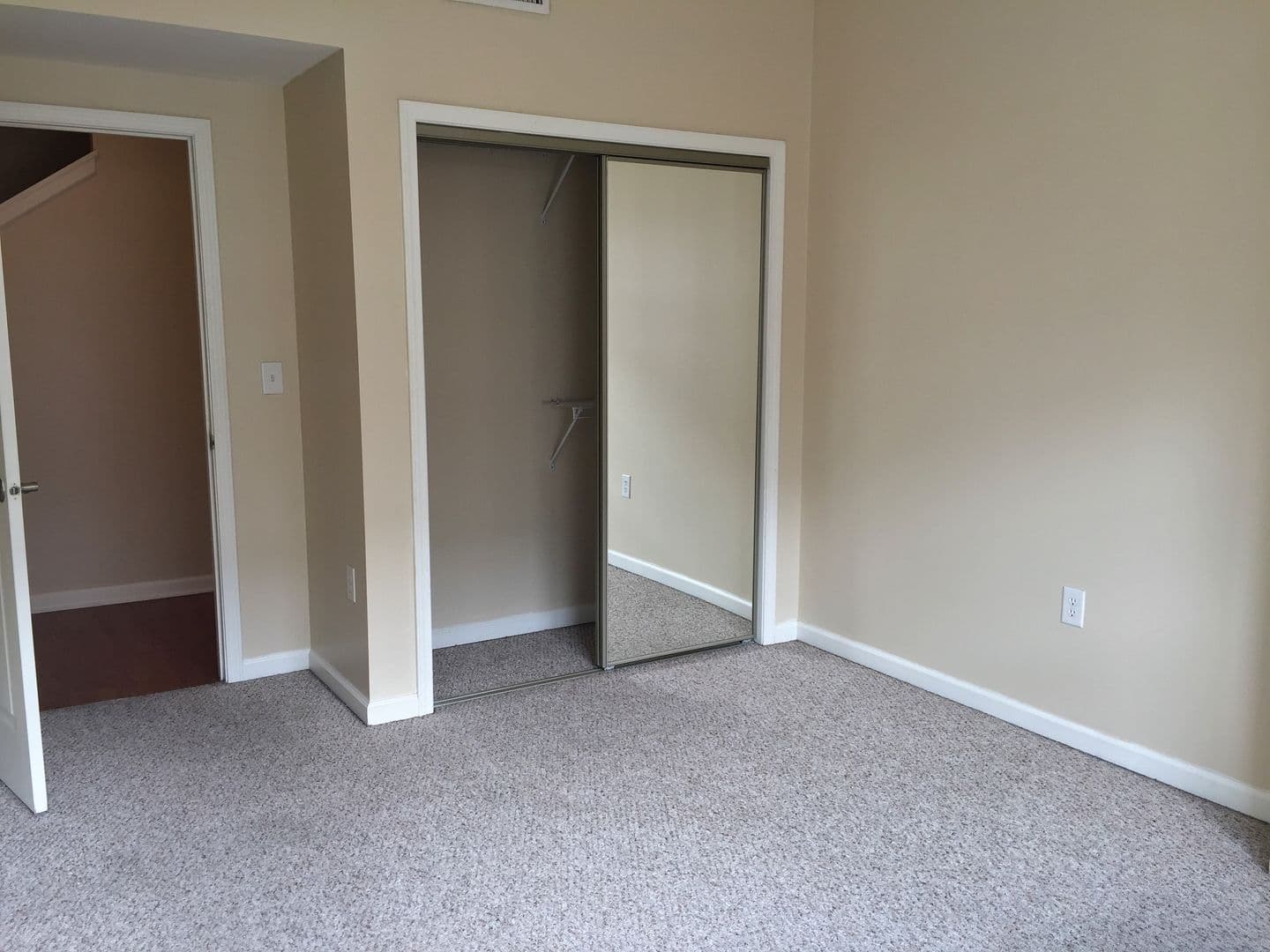 Bloomington Apartment: 602 N. Morton Street