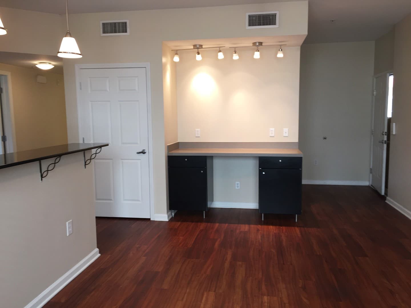 Bloomington Apartment: 602 N. Morton Street