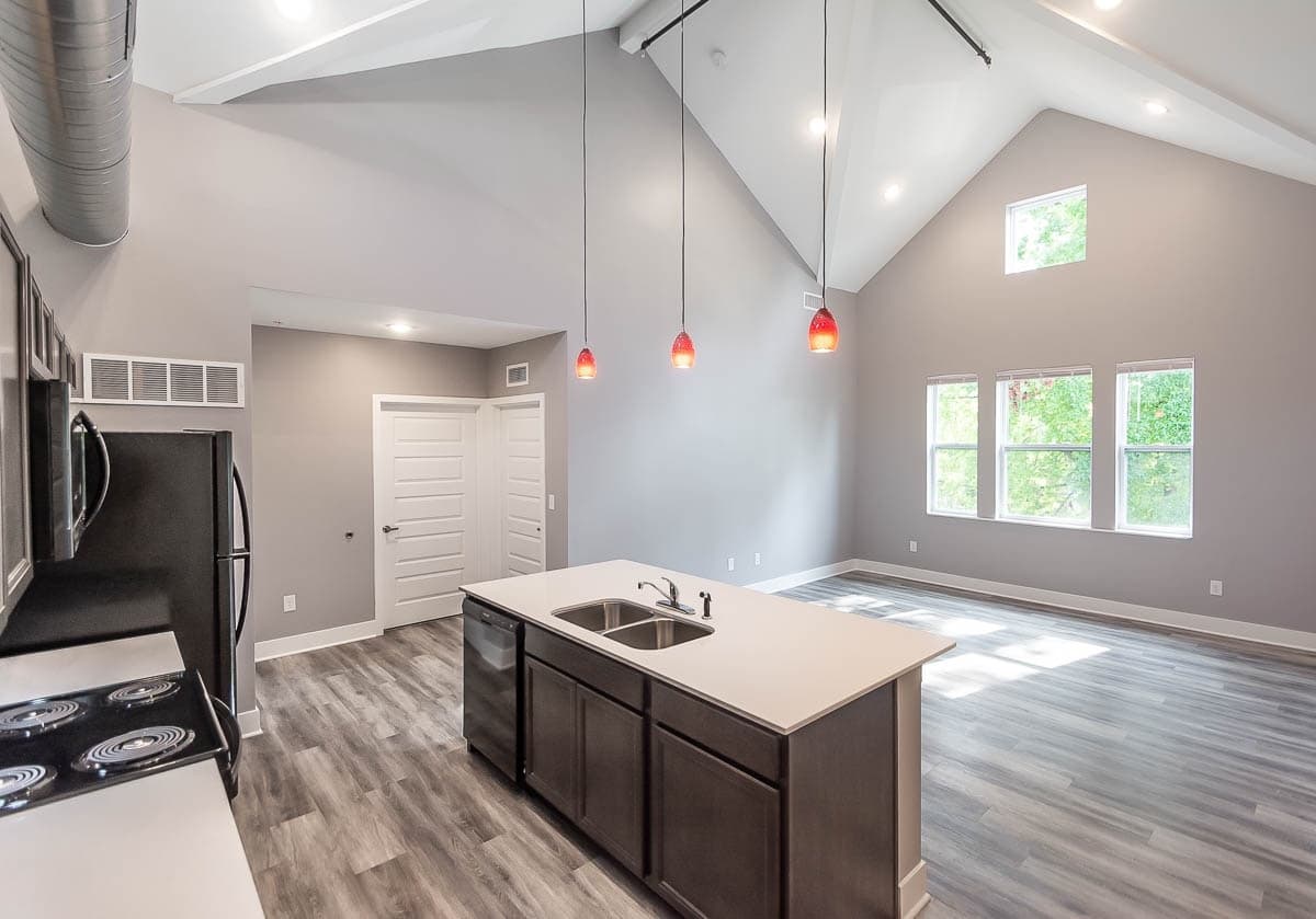Bloomington Apartment: 221 E. Kirkwood Ave.