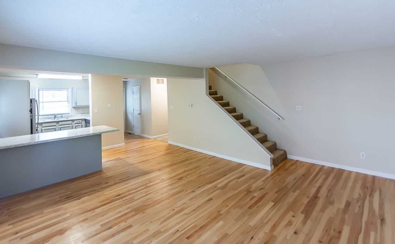 Bloomington Apartment: 511 E 14th St