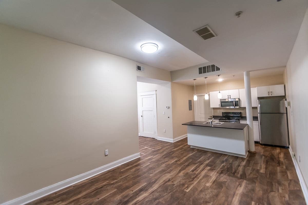 Bloomington Apartment: 106 E. Kirkwood Ave.