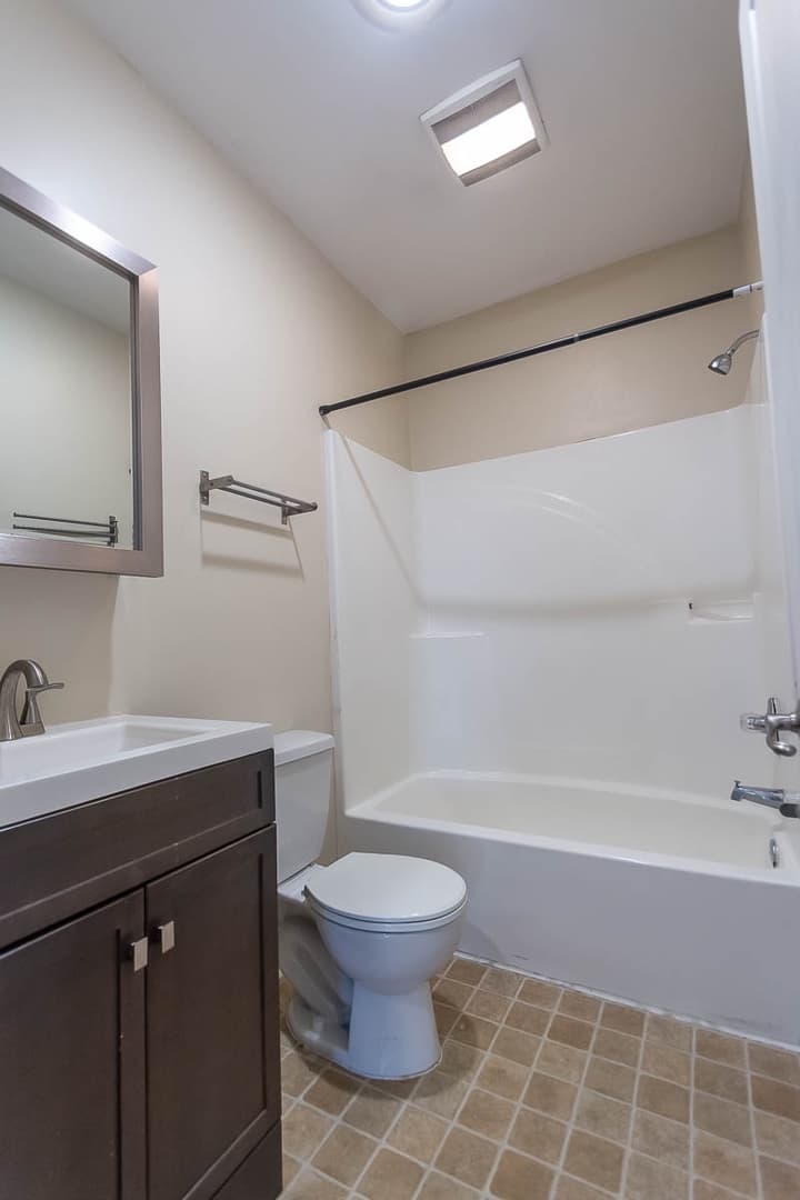 Bloomington Apartment: 106 E. Kirkwood Ave.