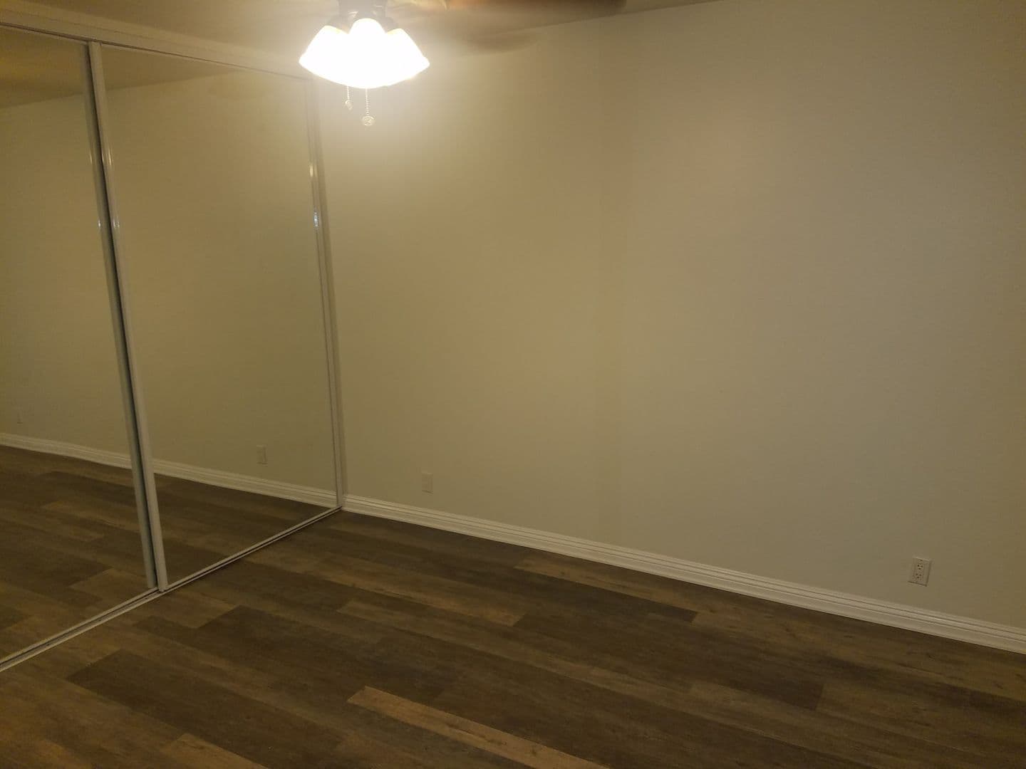 Sherman Oaks Apartment: 14270 Dickens St.