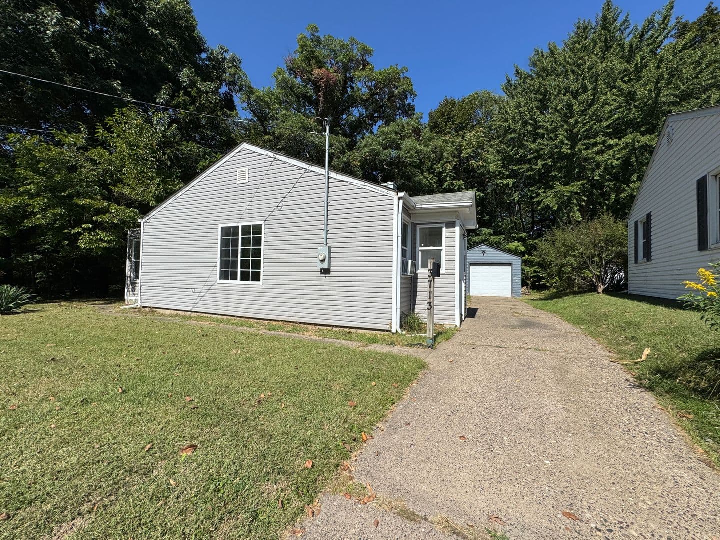 Moline House: 3713 11th Avenue