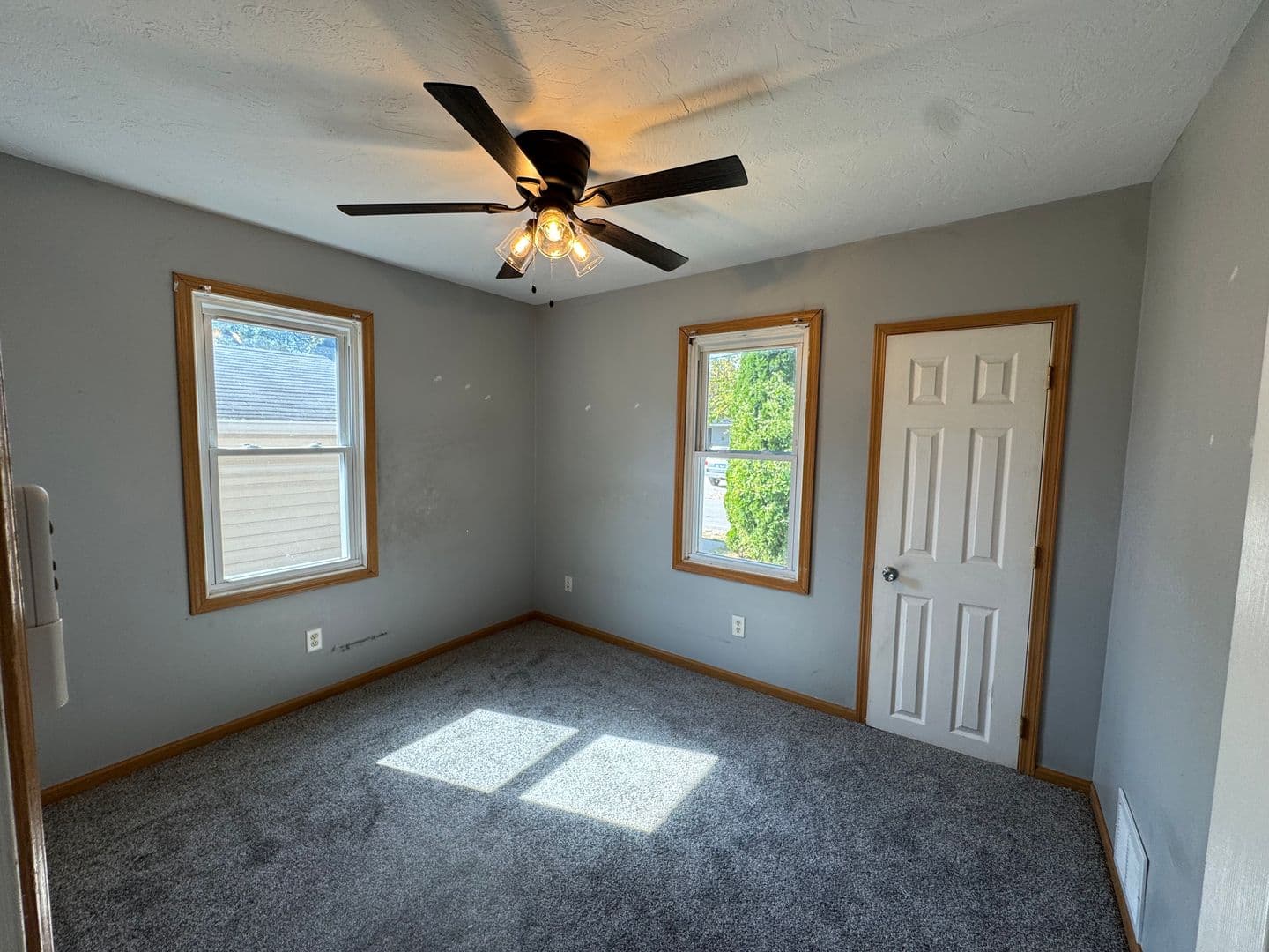 Moline House: 3312 3rd Street
