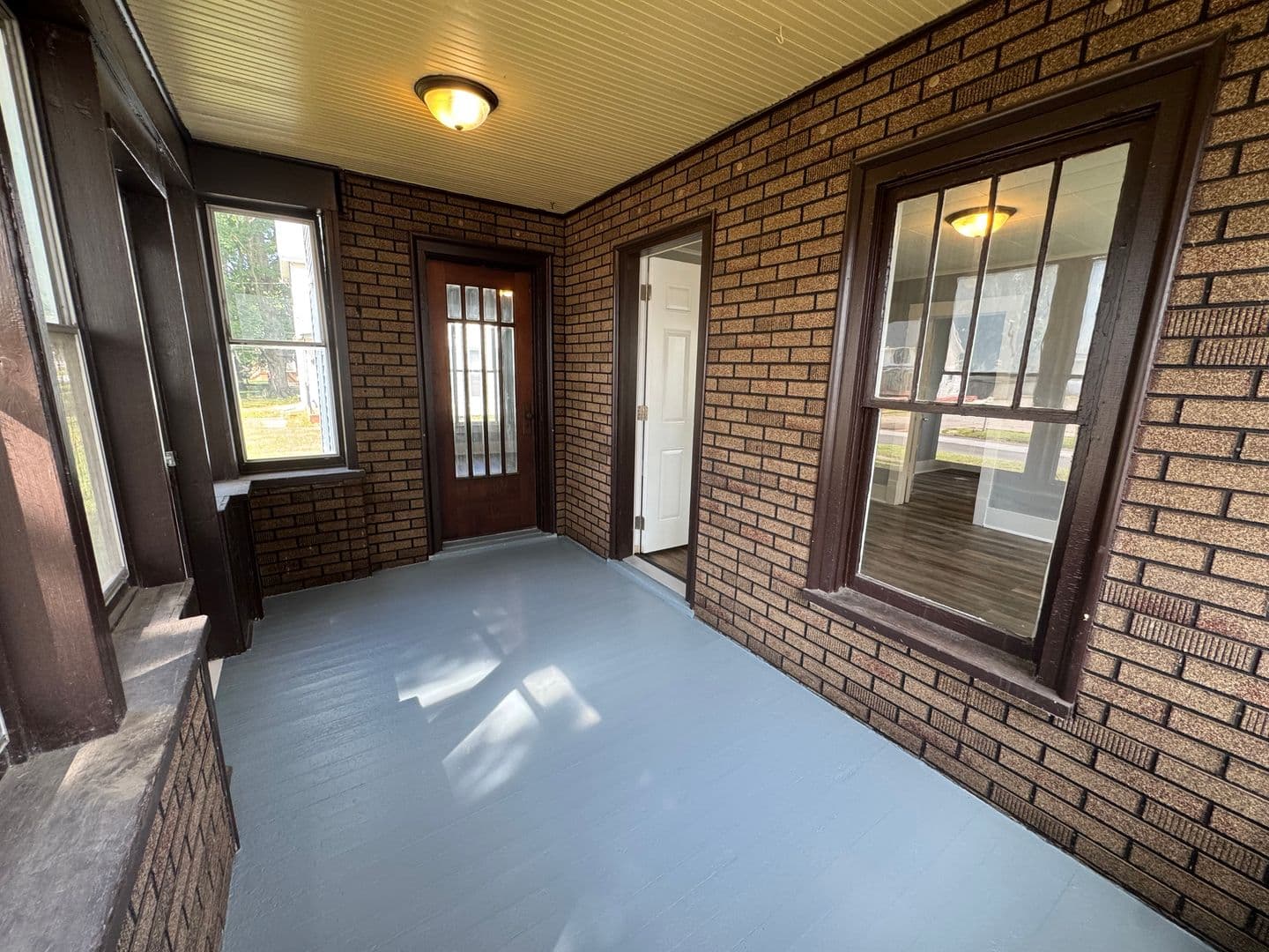 Moline House: 1533 24th Ave