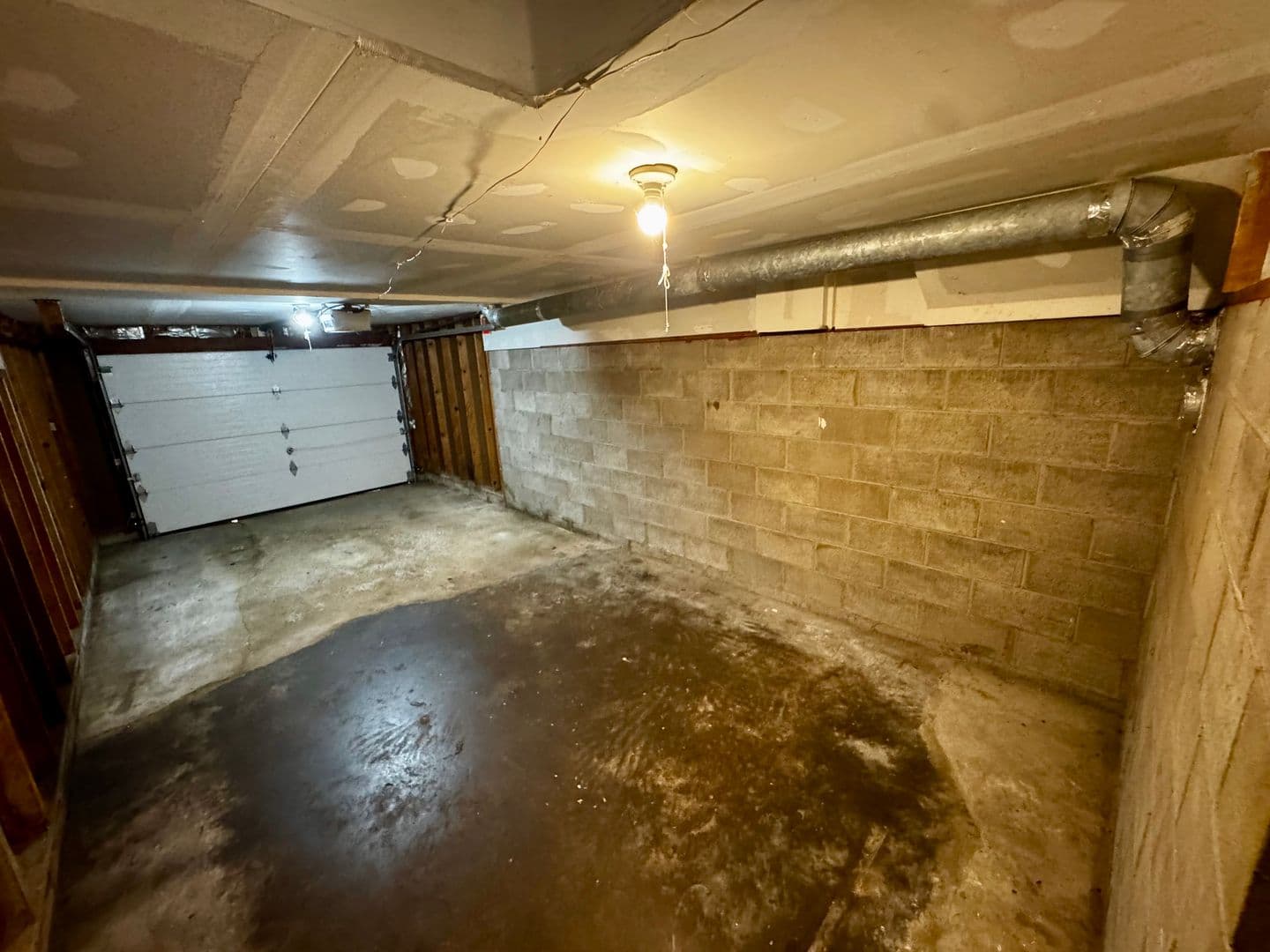 Coal Valley House: 119 E 4th Street