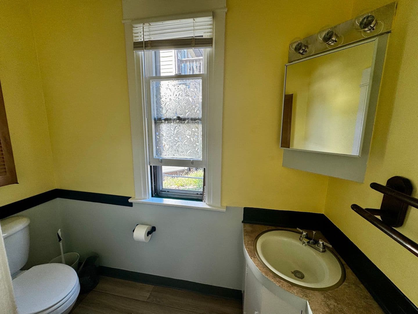 Moline House: 1422 11th Street