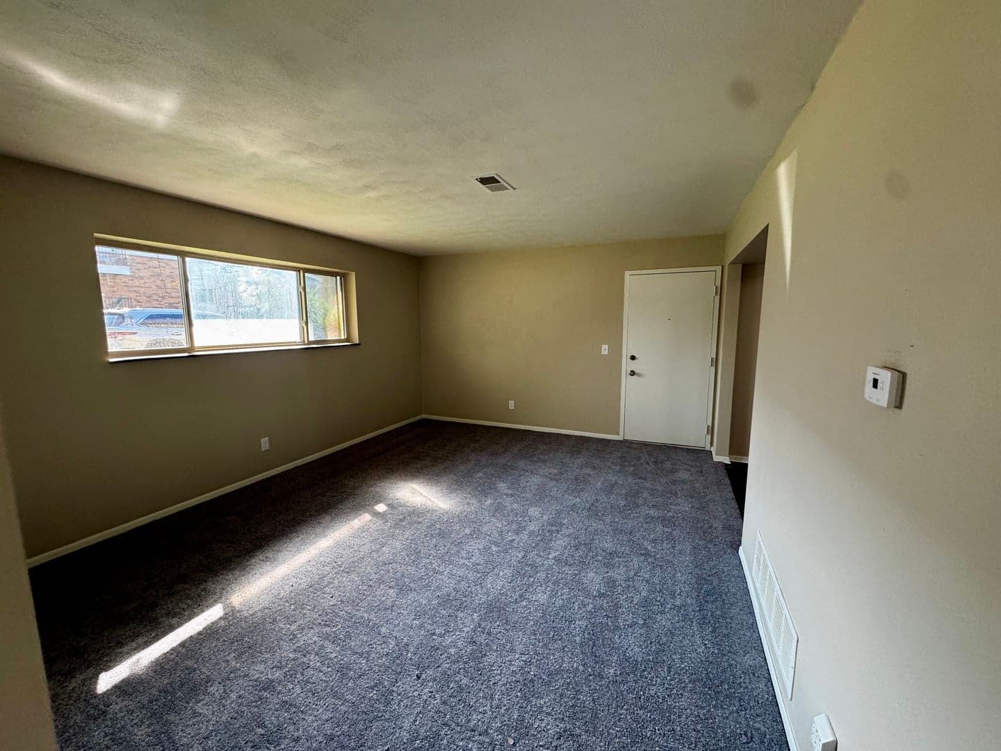 Moline Apartment: 3021 4th St - Apartment 2