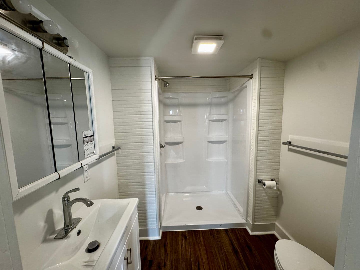 MOLINE House: 410 9TH ST