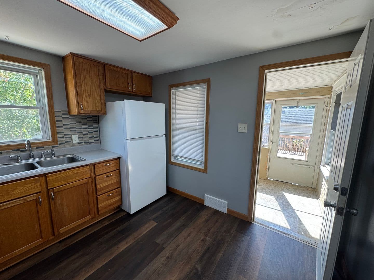 Moline House: 3312 3rd Street