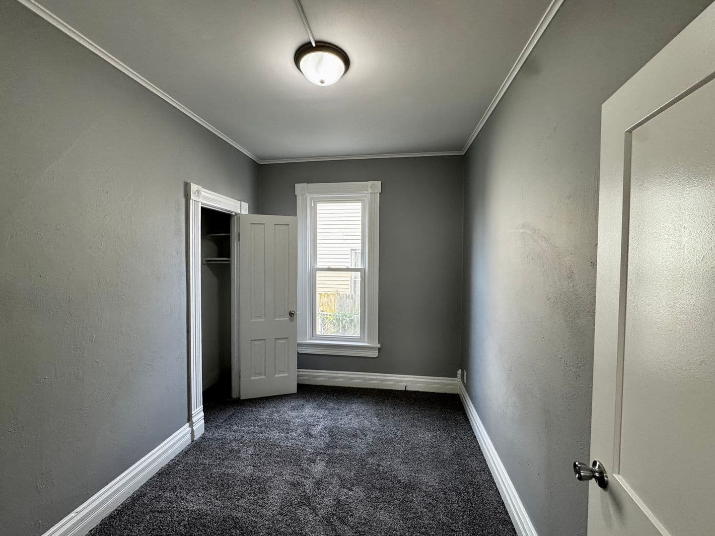 MOLINE House: 410 9TH ST