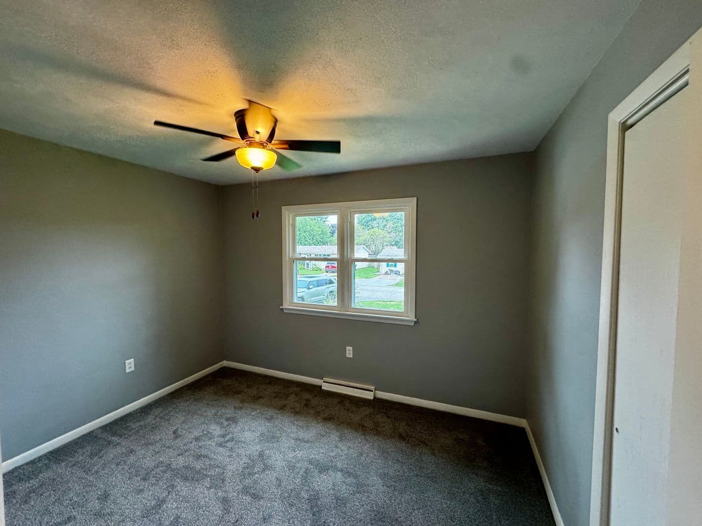 Coal Valley House: 119 E 4th Street