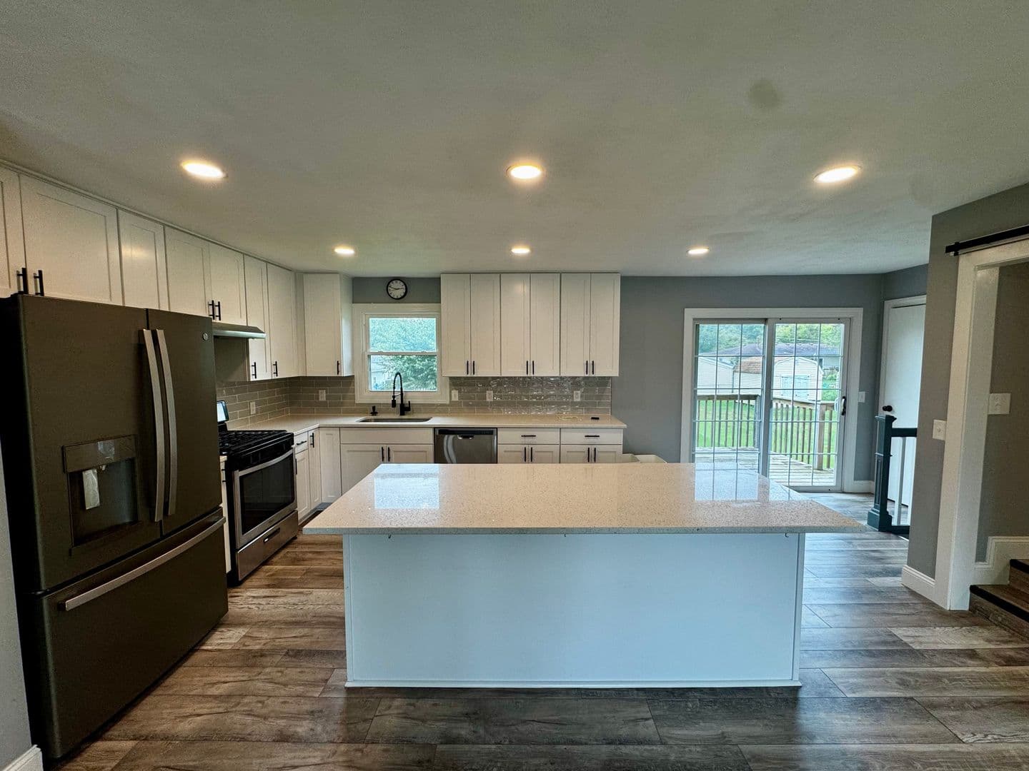 Coal Valley House: 119 E 4th Street