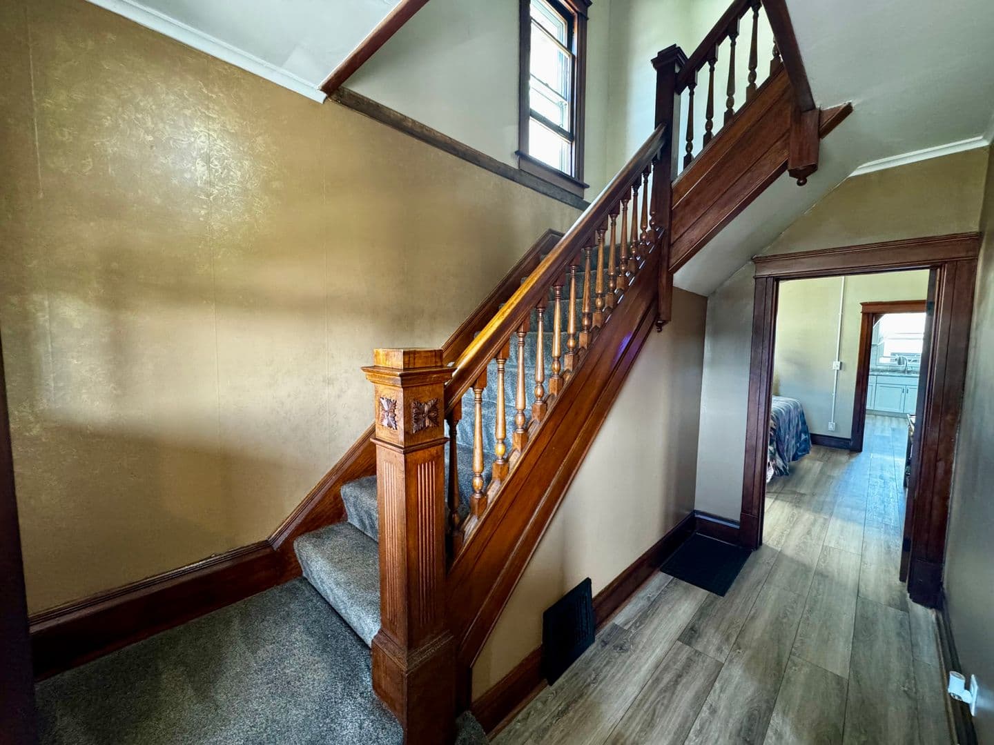 Moline House: 1422 11th Street
