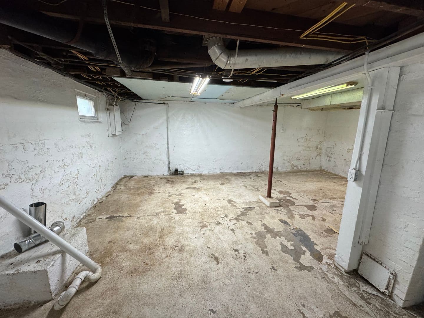 Moline House: 3312 3rd Street