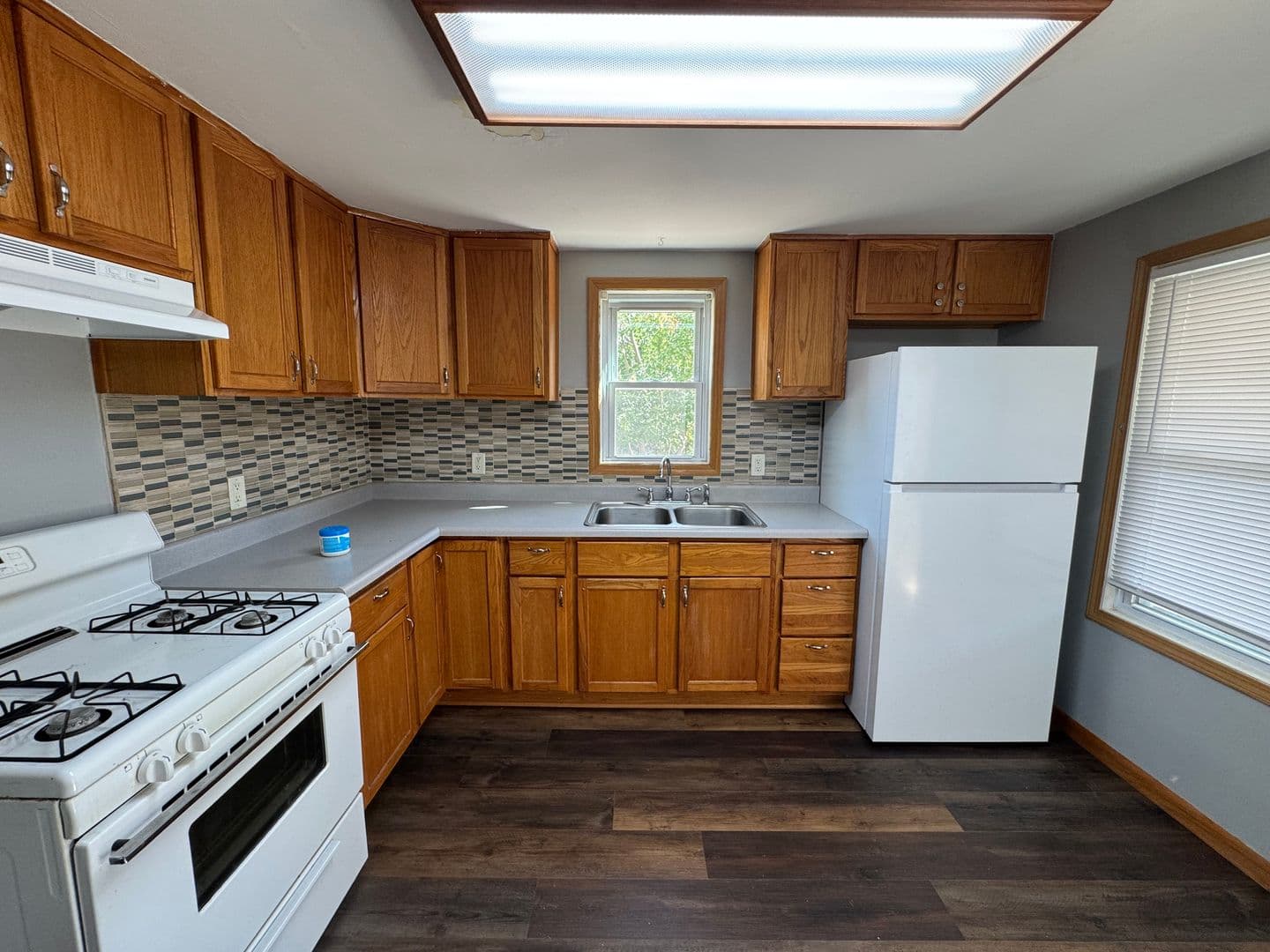 Moline House: 3312 3rd Street