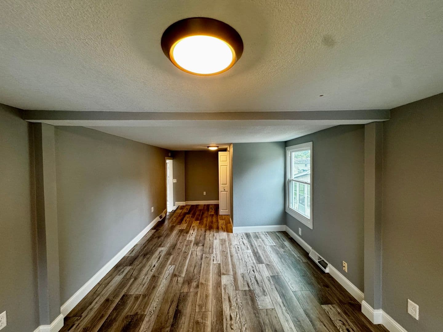 Coal Valley House: 119 E 4th Street