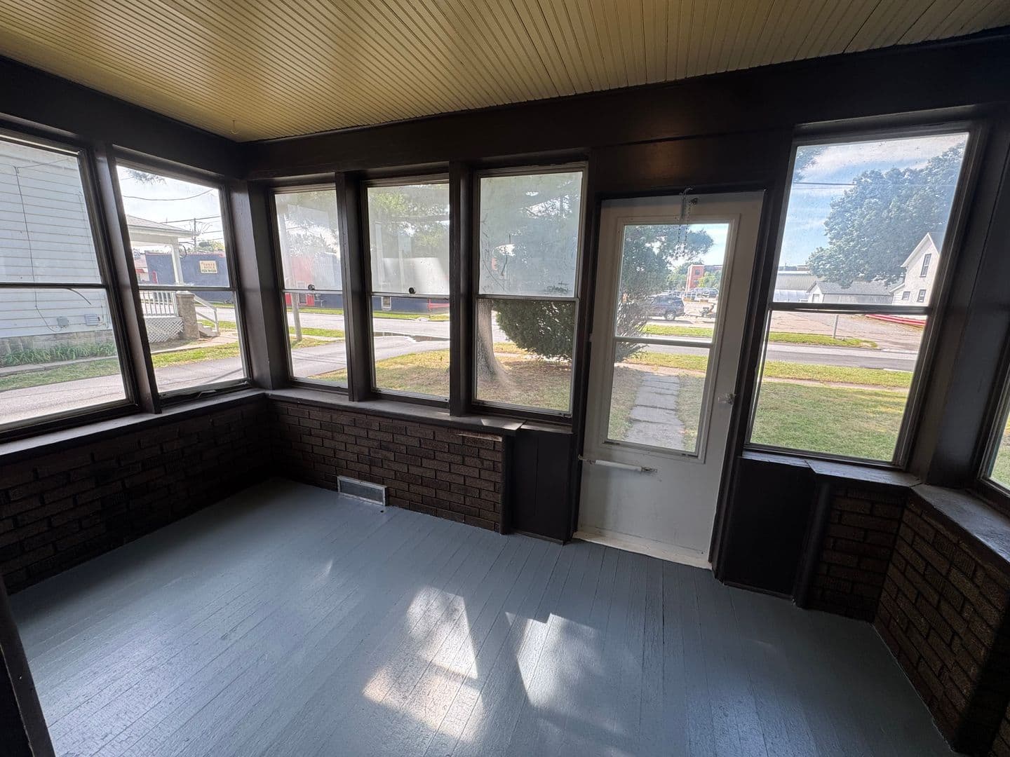 Moline House: 1533 24th Ave