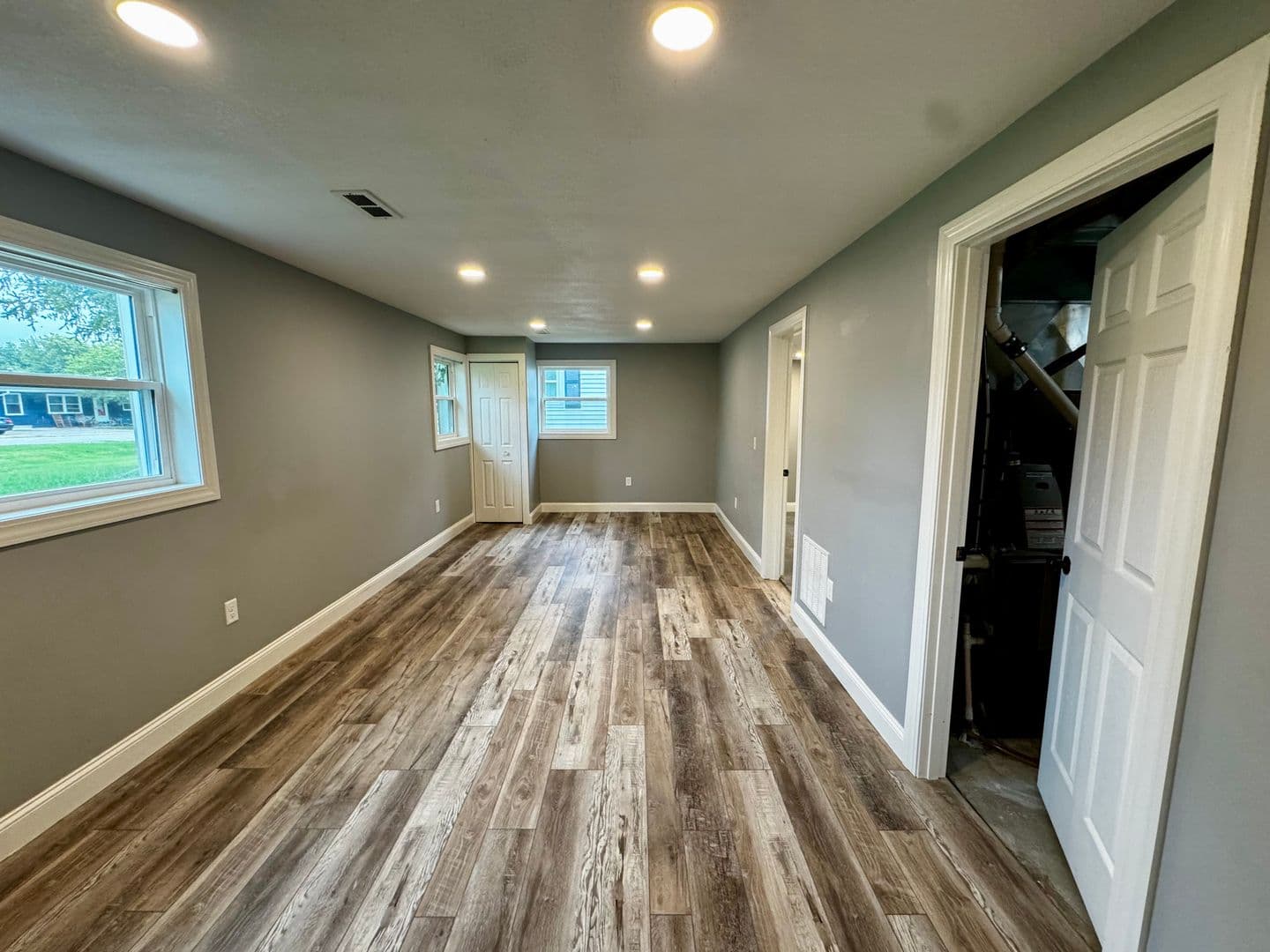 Coal Valley House: 119 E 4th Street