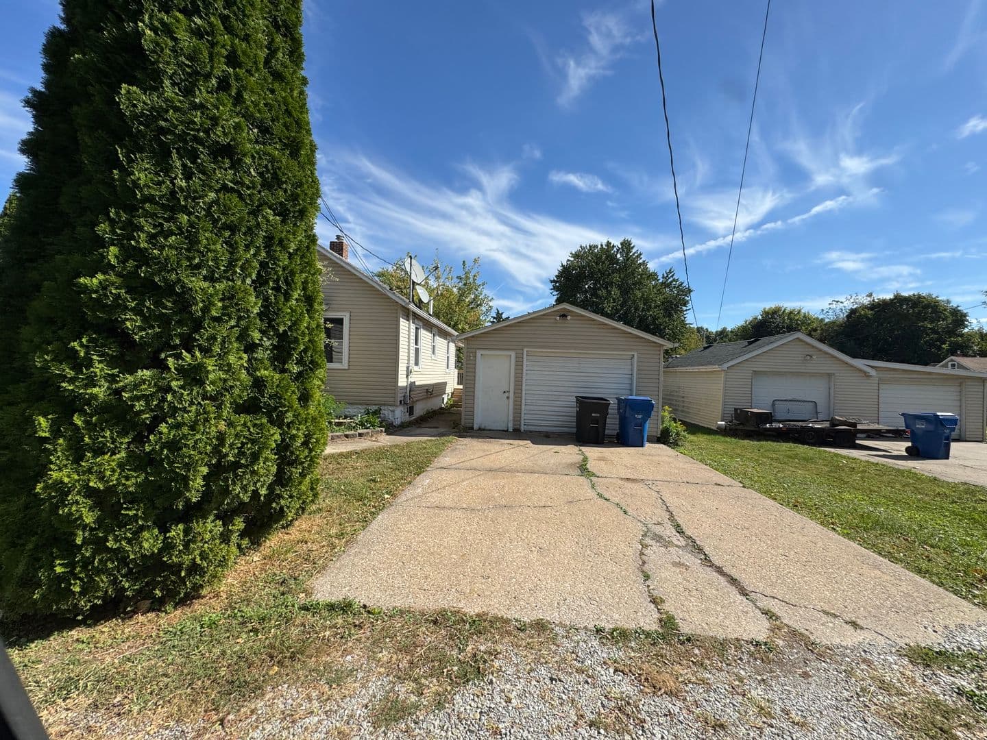 Moline House: 3312 3rd Street