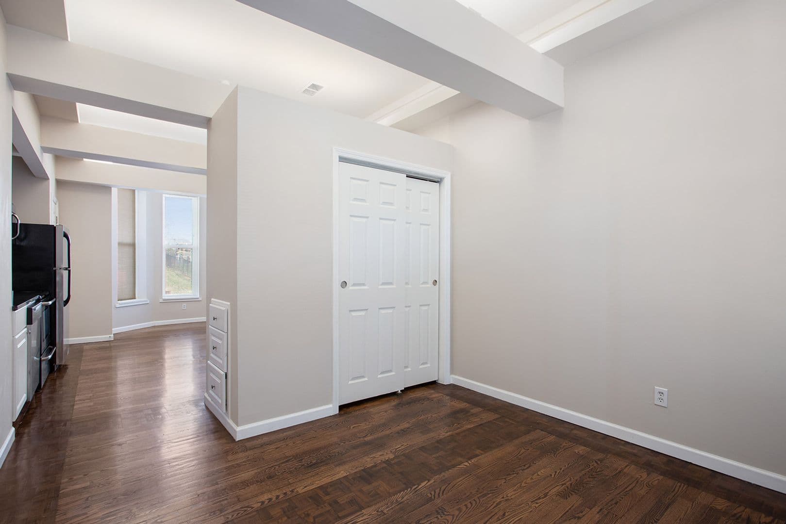 Kansas City Apartment: 1-7 E. 34th St.