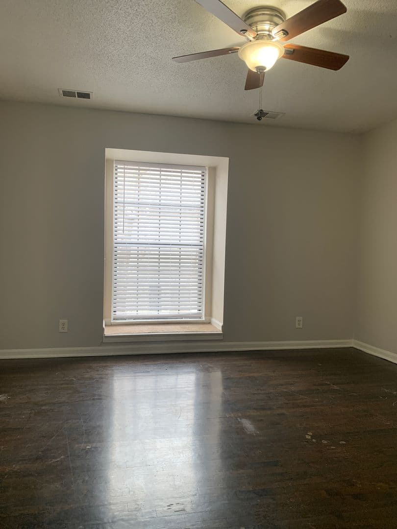 Kansas City Apartment: 4030-4038 Clark Ave.