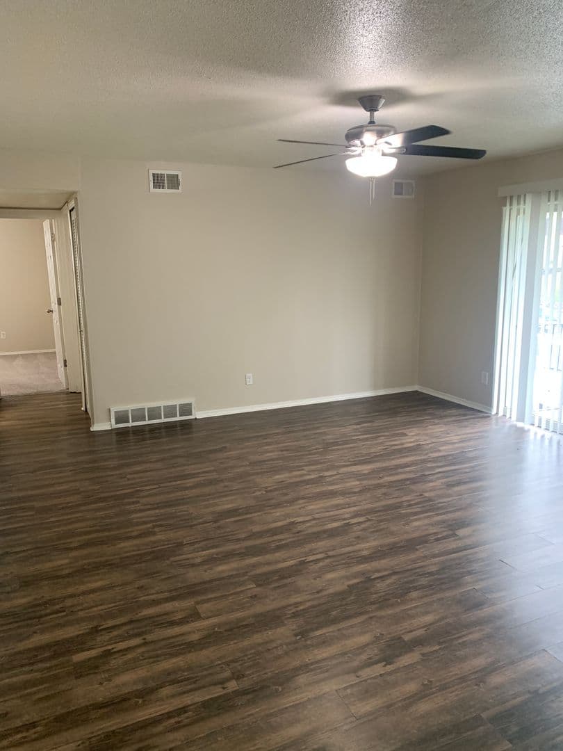 Kansas City Apartment: 3701-3703 Baltimore Ave