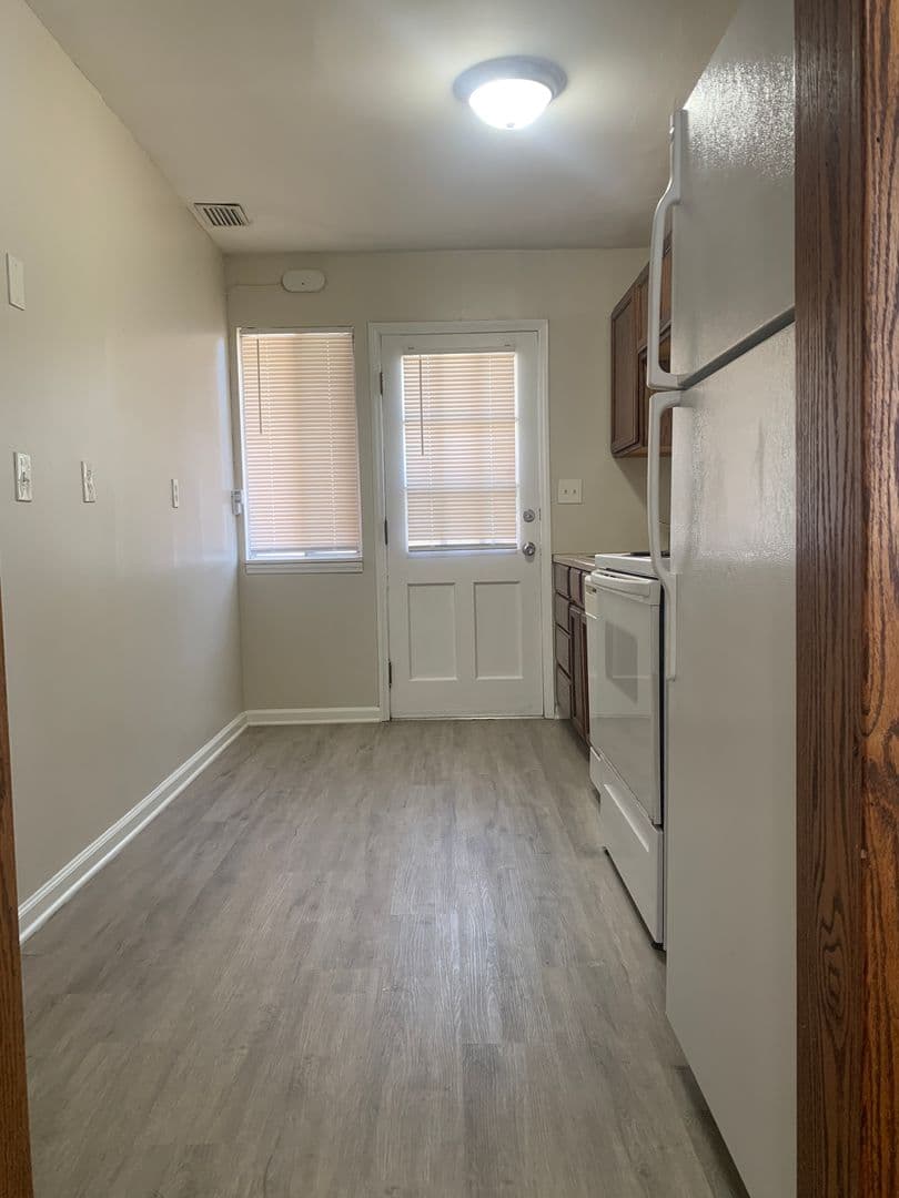 Kansas City Apartment: 3608-3618 Baltimore Ave.