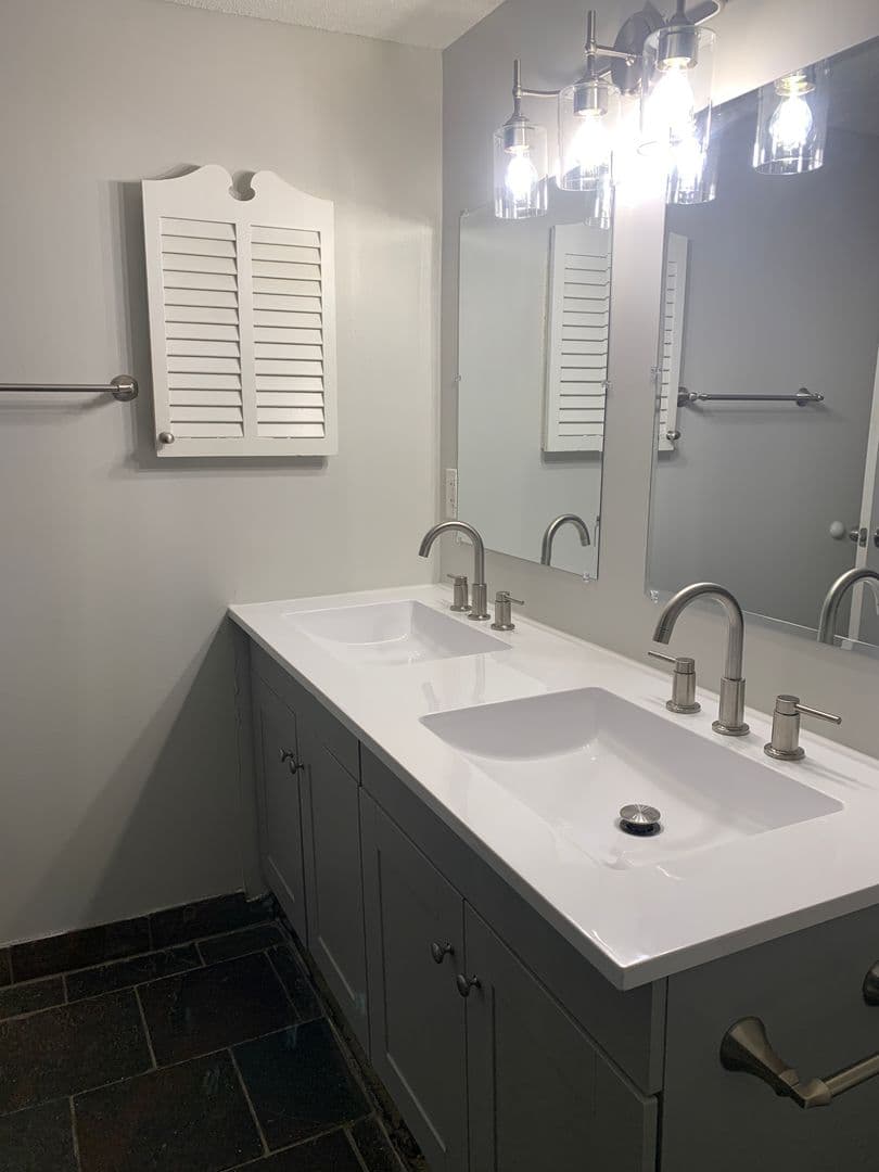 Kansas City Apartment: 4030-4038 Clark Ave.
