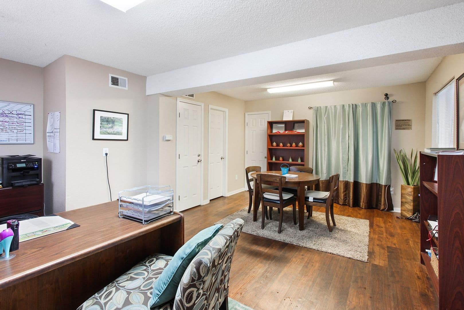 Grandview Apartment: 3813 Duck Road