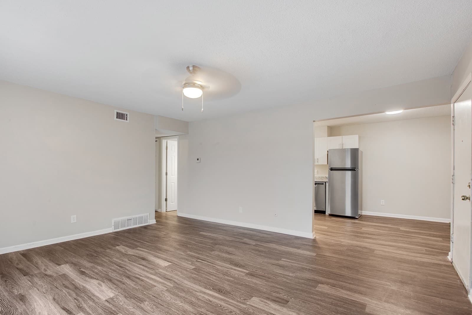 Kansas City Apartment: 3701-3703 Baltimore Ave