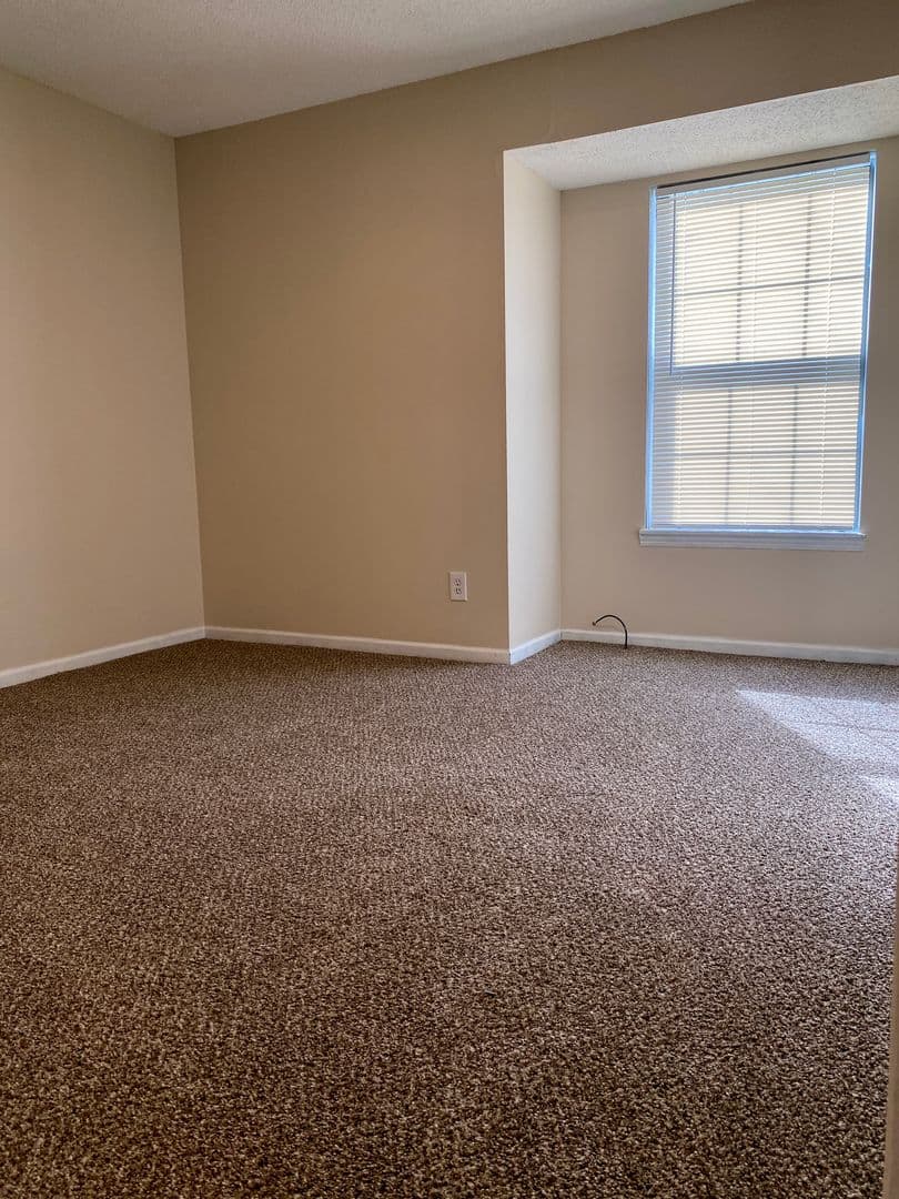 Shawnee Apartment: 6117-6129 Barton Ave