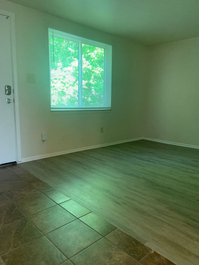 Parkville Apartment: 9001-9155 NW 57th Street