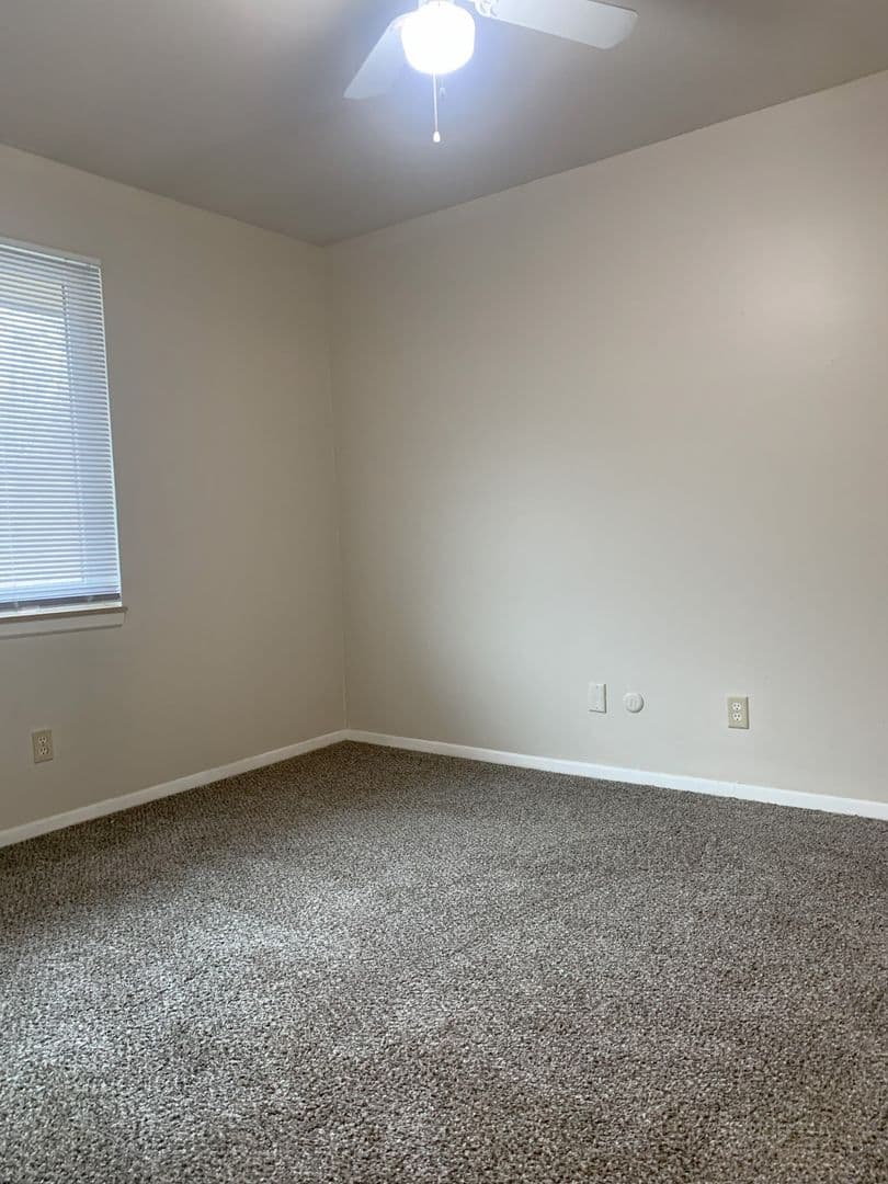 Parkville Apartment: 9001-9155 NW 57th Street