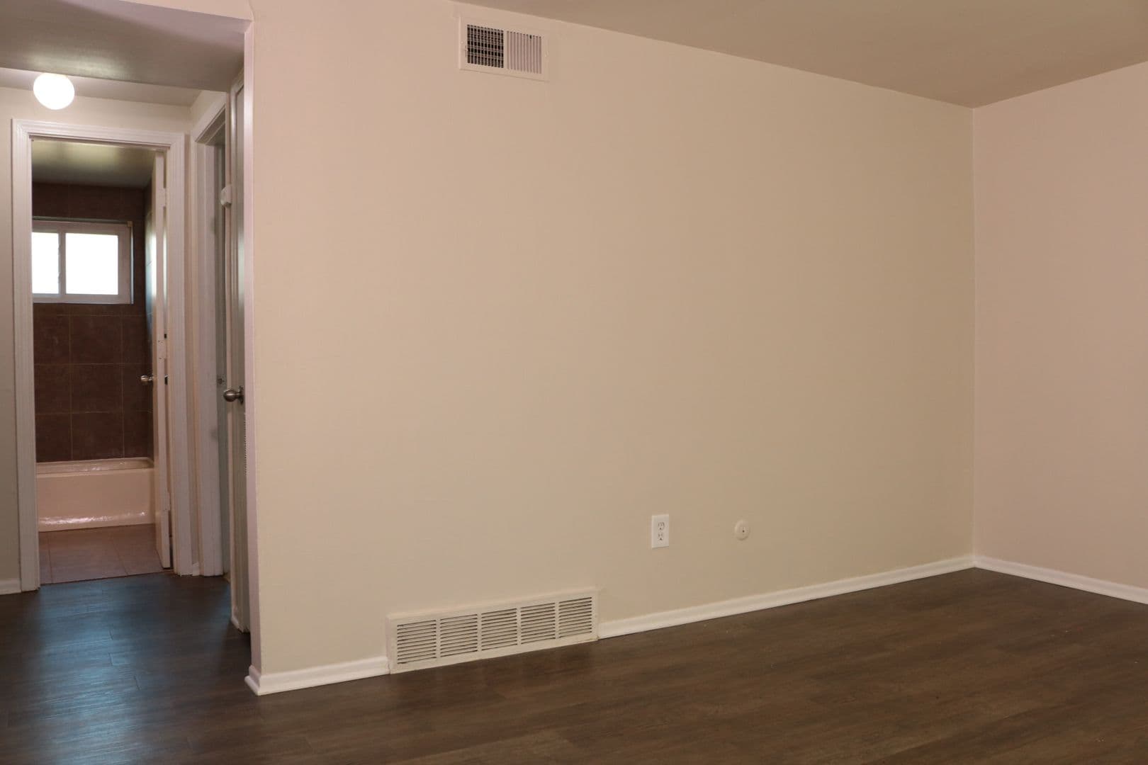 Parkville Apartment: 9001-9155 NW 57th Street
