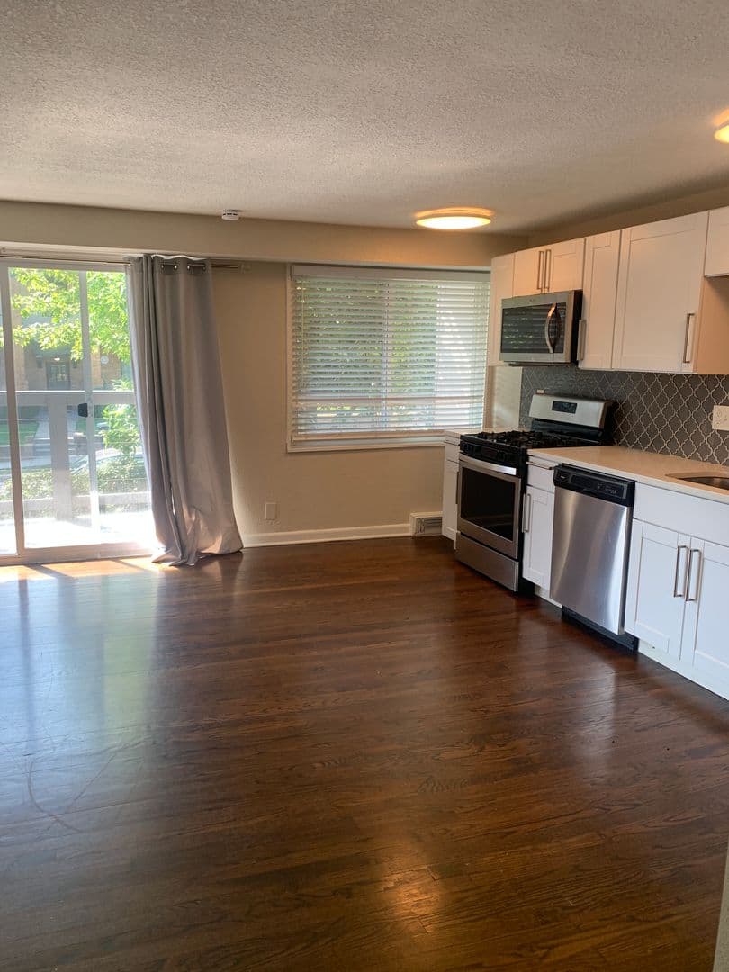 Kansas City Apartment: 4403 / 4407 Holly