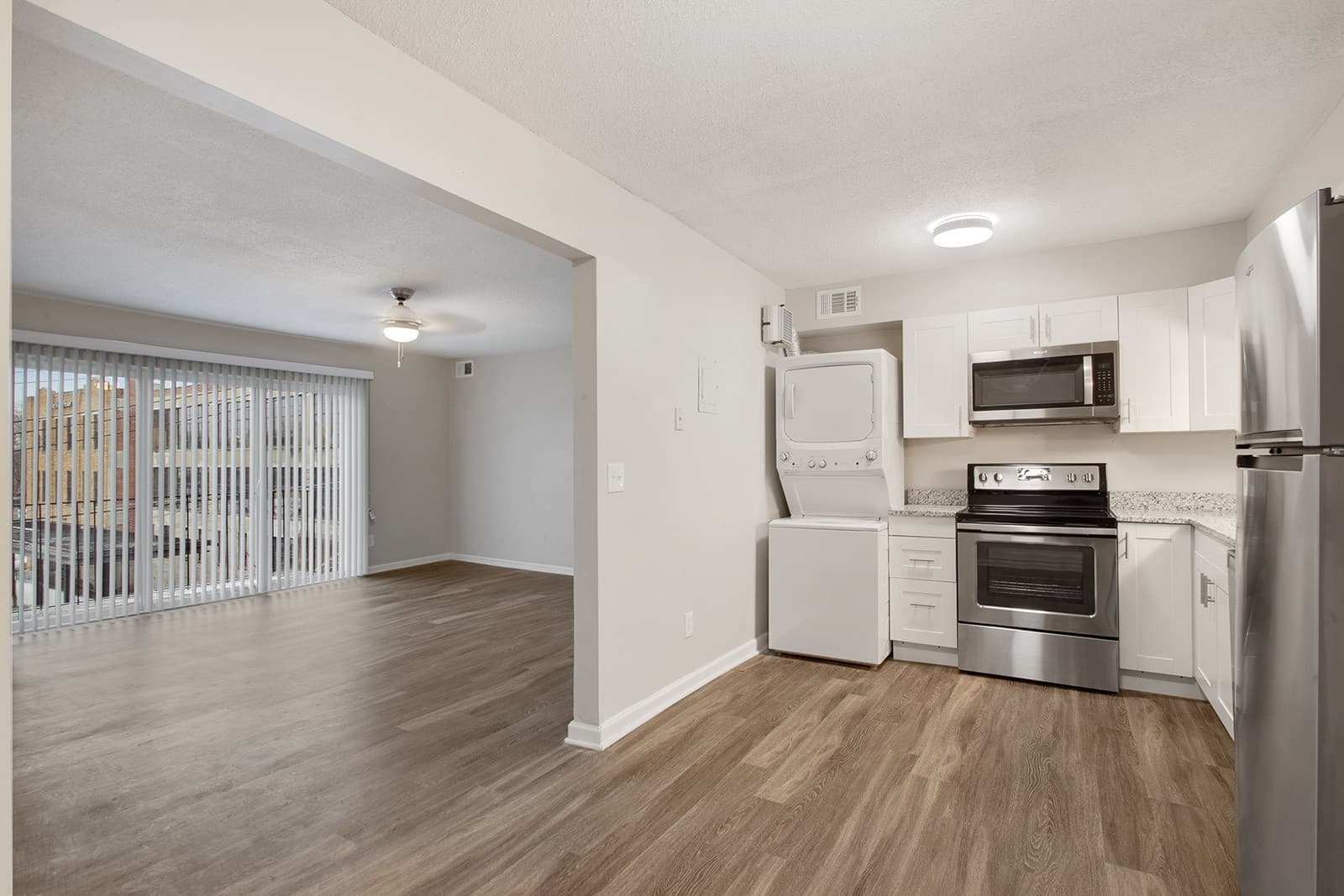 Kansas City Apartment: 3701-3703 Baltimore Ave