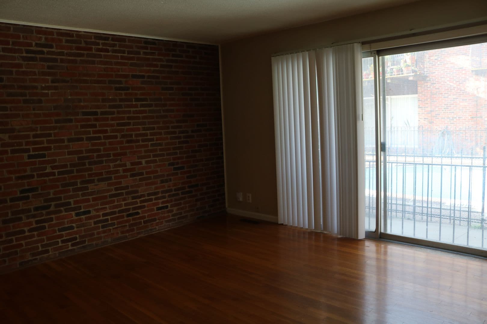 Kansas City Apartment: 3608-3618 Baltimore Ave.