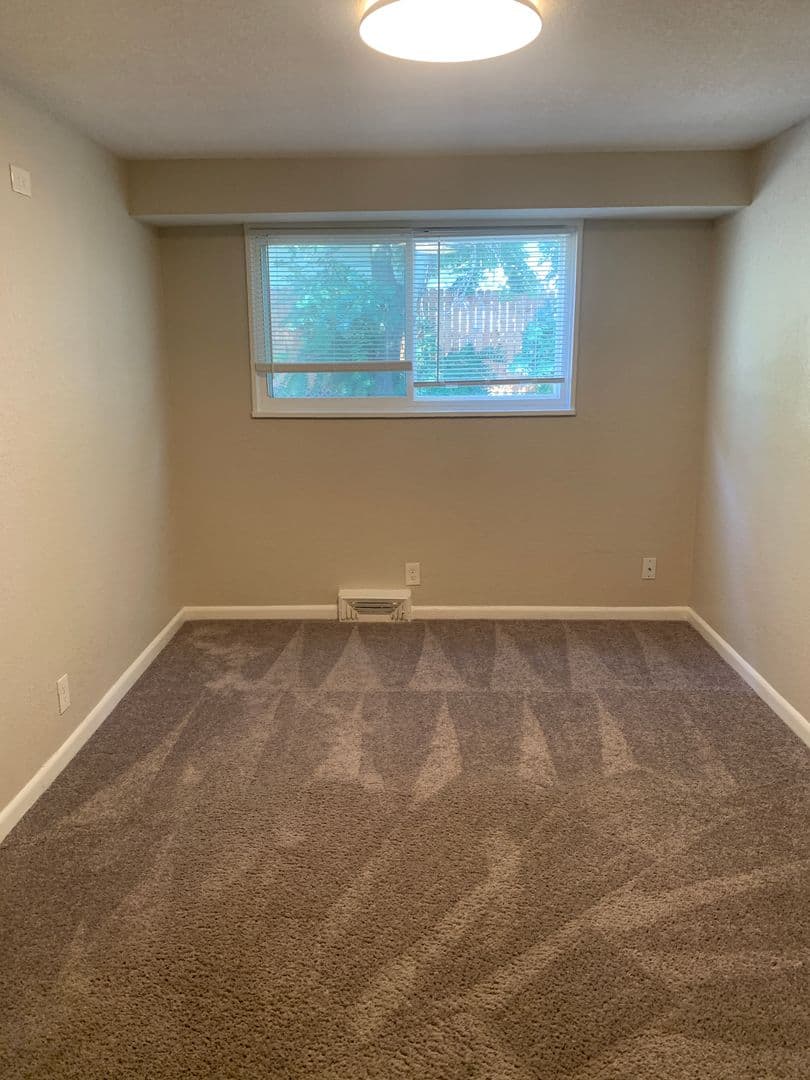 Kansas City Apartment: 4403 / 4407 Holly