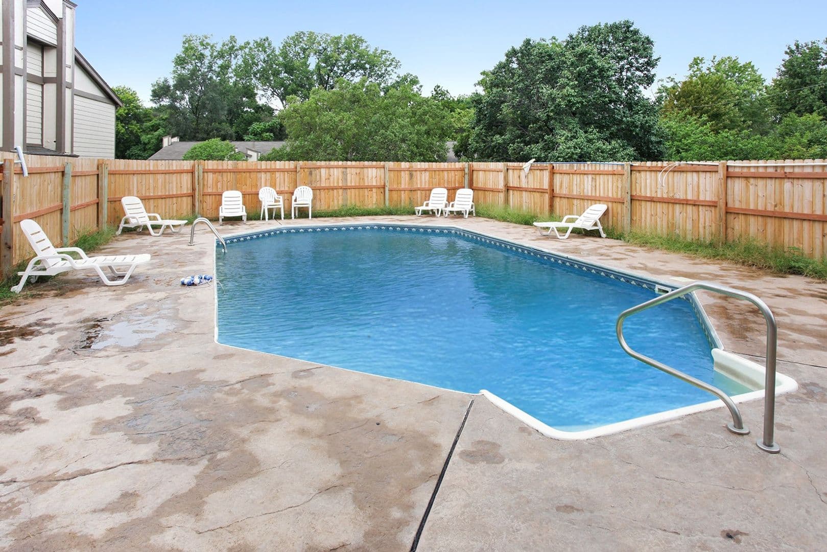 Lees Summit Apartment: 600 SE 291 Hwy